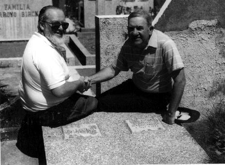 HellmaryBob-PuertoMontt.jpg (36535 bytes)