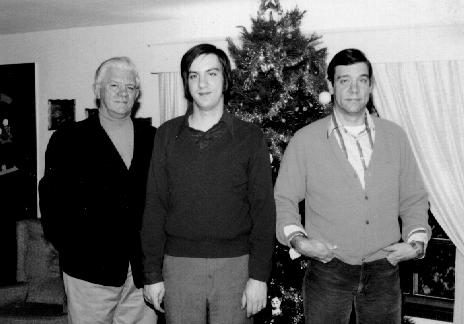 Tom-Dennis-TomJr.jpg (24082 bytes)